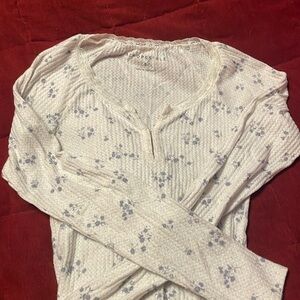 Aeropostale long sleeve shirt